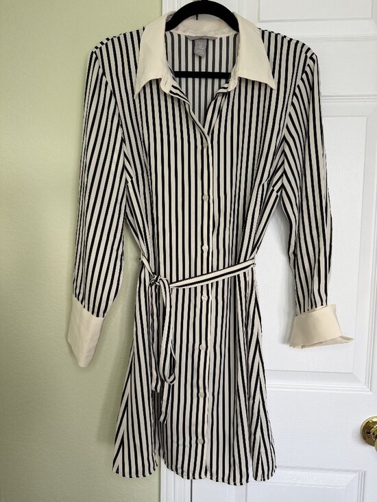 H&M Dresses & Skirts - Black & White Striped Shirt Dress with Belt | Size M